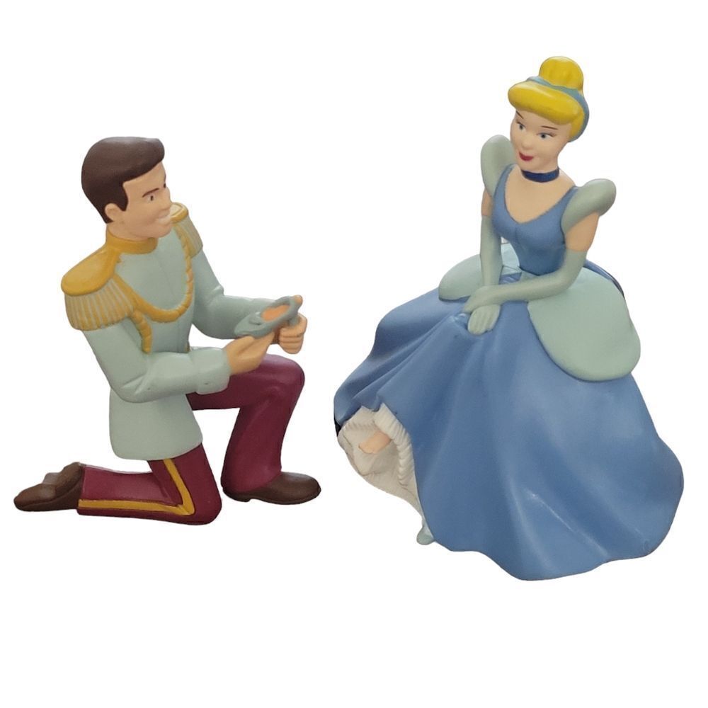 Vintage Disney and Barbie cake toppers / Cinderella